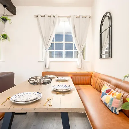 Wood Street - Stylish Prime Location Apartment By Vichy Liverpool Exterior photo