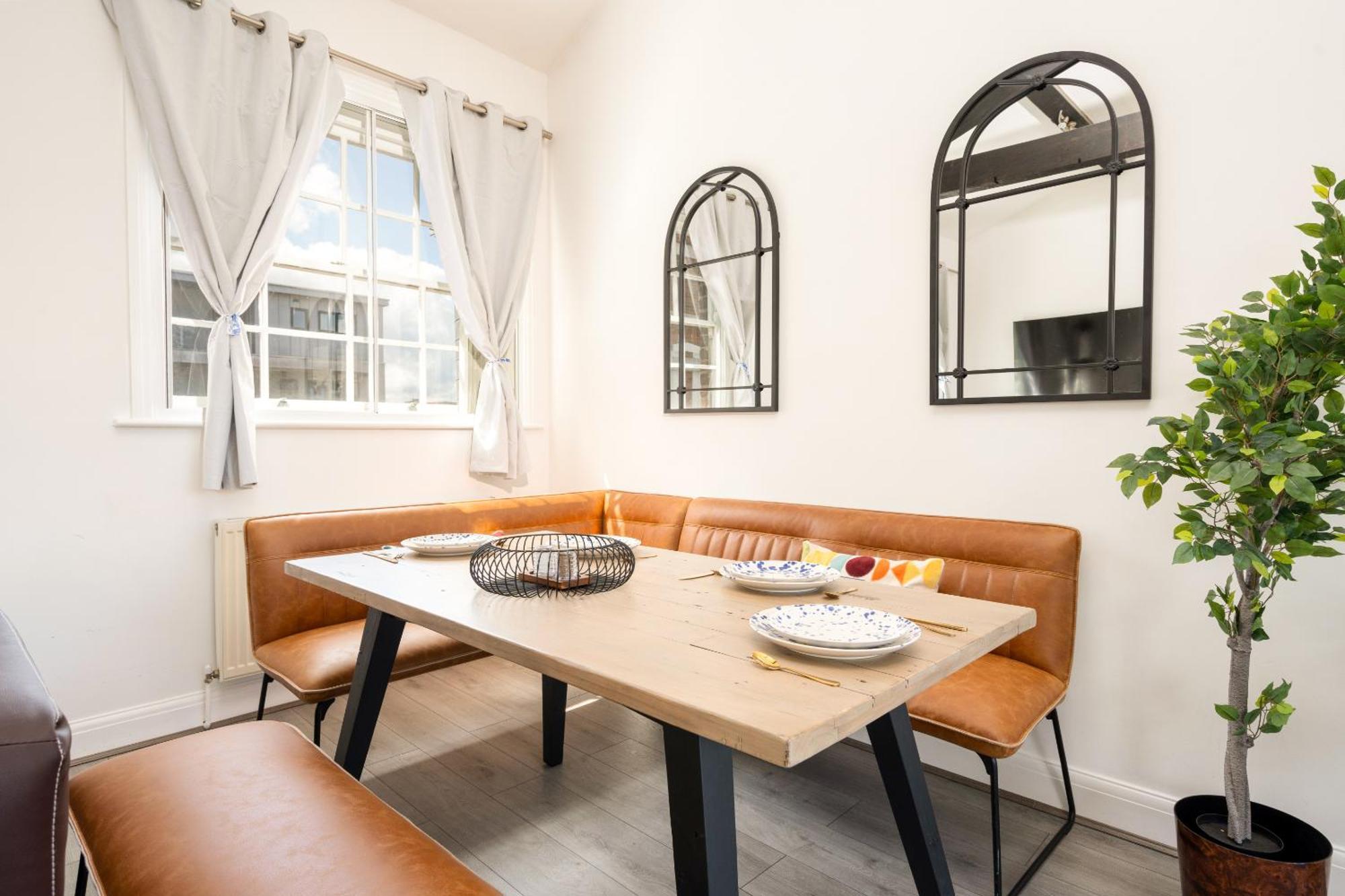 Wood Street - Stylish Prime Location By Vichy Apartment *