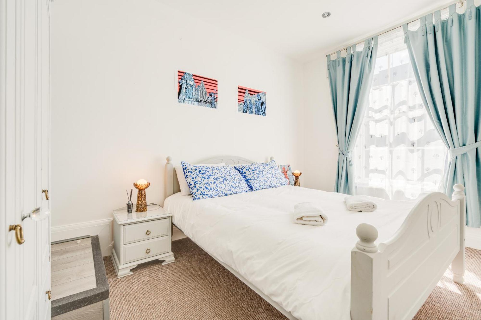 Wood Street - Stylish Prime Location By Vichy Apartment